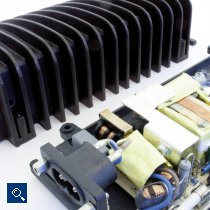 Ein mit Kühlrippen versehenes Kunststoffgehäuse  aus dem neuen wärmeleitfähigen LA-TICONTHER 62 CEG/500-V0HF1 sorgt für eine zuverlässige Ableitung der Wärme. (Foto: Saplast srl, Muggiò).